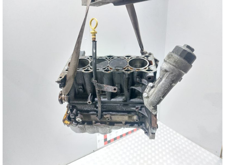 Блок цилиндров к Opel Corsa, 2004г.