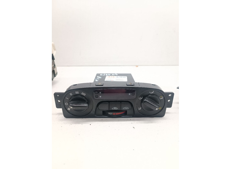 Блок управления печки/климат-контроля к Kia Clarus, 1999г.