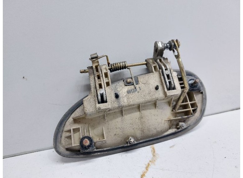 Ручка наружная задняя правая к Ручка наружная задняя правая к Kia Clarus undefined г. Clarus