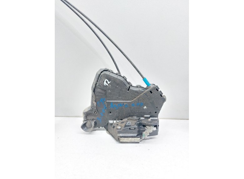 Замок двери передней правой к Toyota Auris