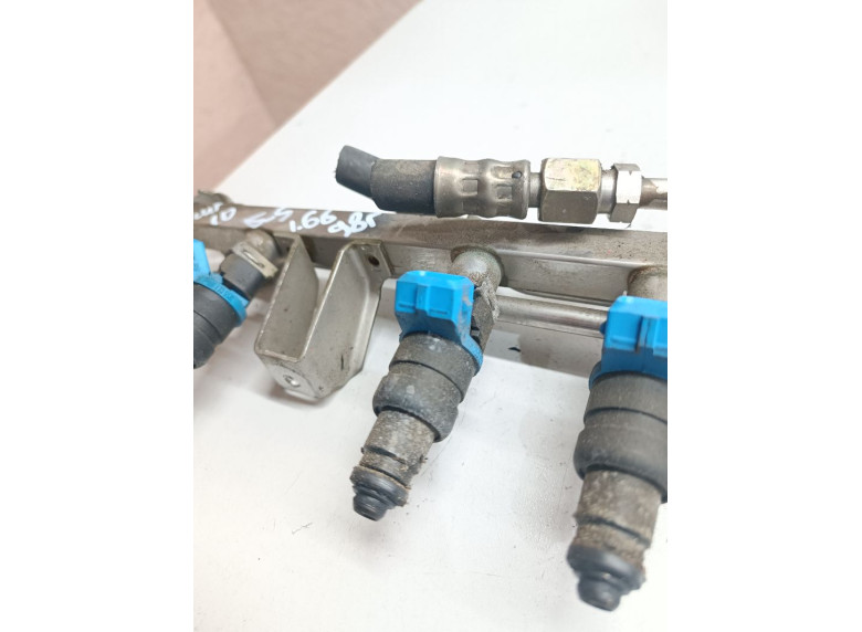 Форсунка к Volkswagen Passat, 1998г.