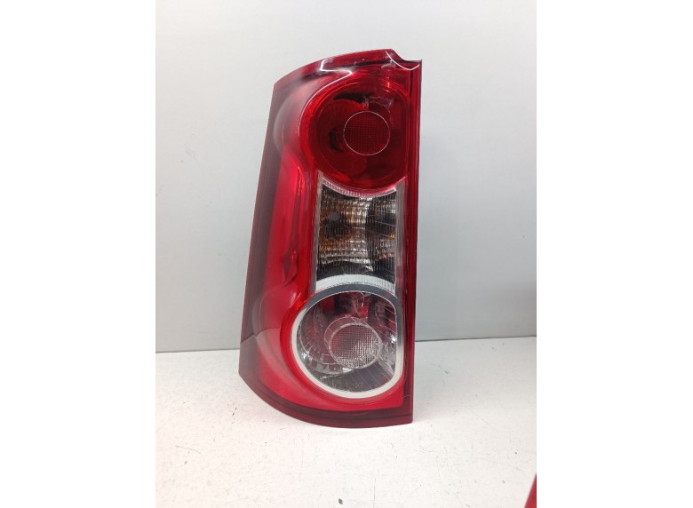 Фонарь задний левый к Dacia Logan