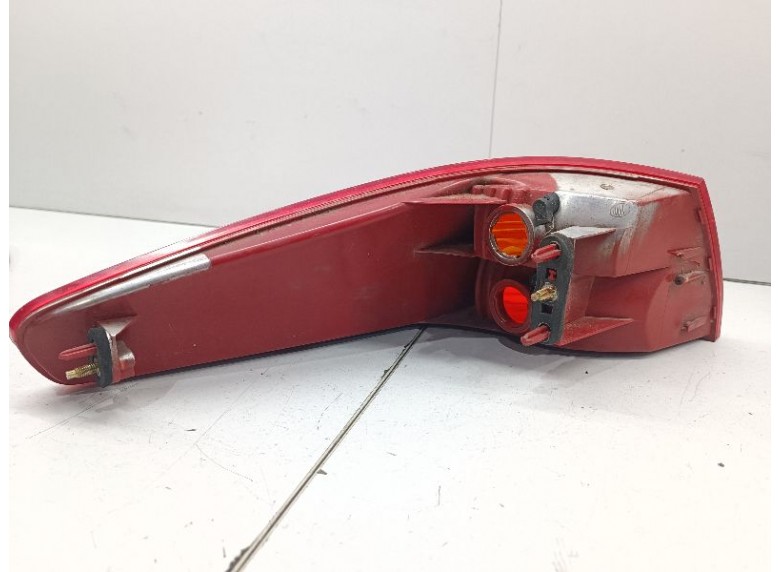 Фонарь задний правый к Фонарь задний правый к Peugeot 607 undefined г. 607