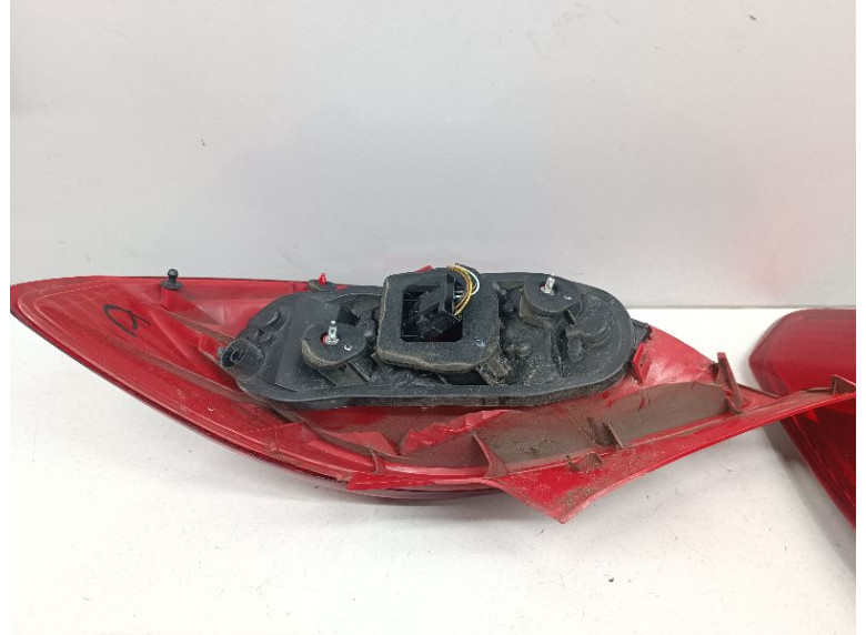 Фонарь задний левый к Opel Corsa, 2008г.