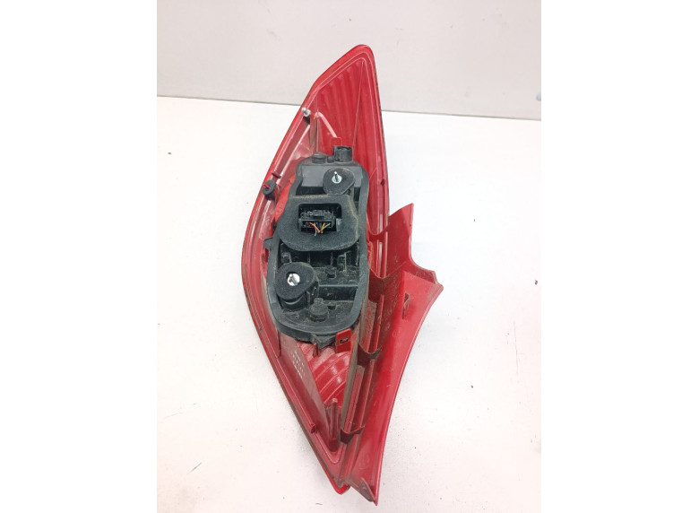 Фонарь задний правый к Opel Corsa, 2008г.