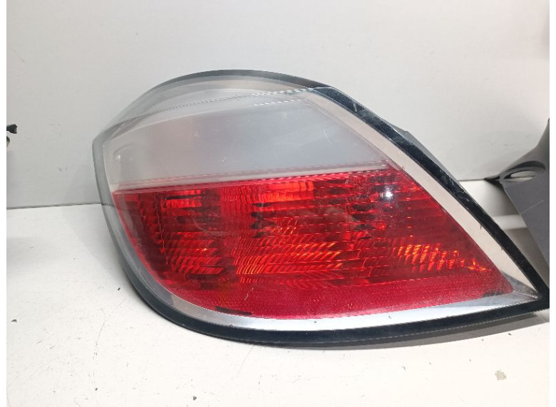Фонарь задний левый к Opel Astra, 2007г.