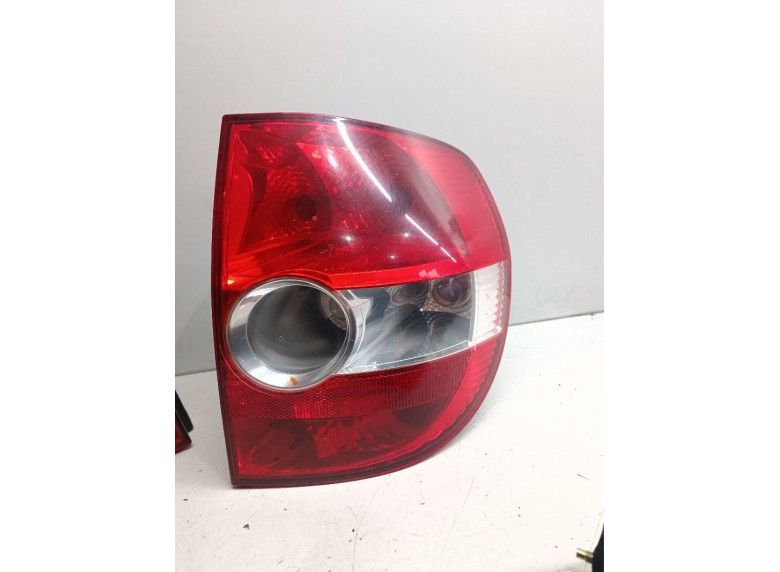 Фонарь задний правый к Volkswagen Fox