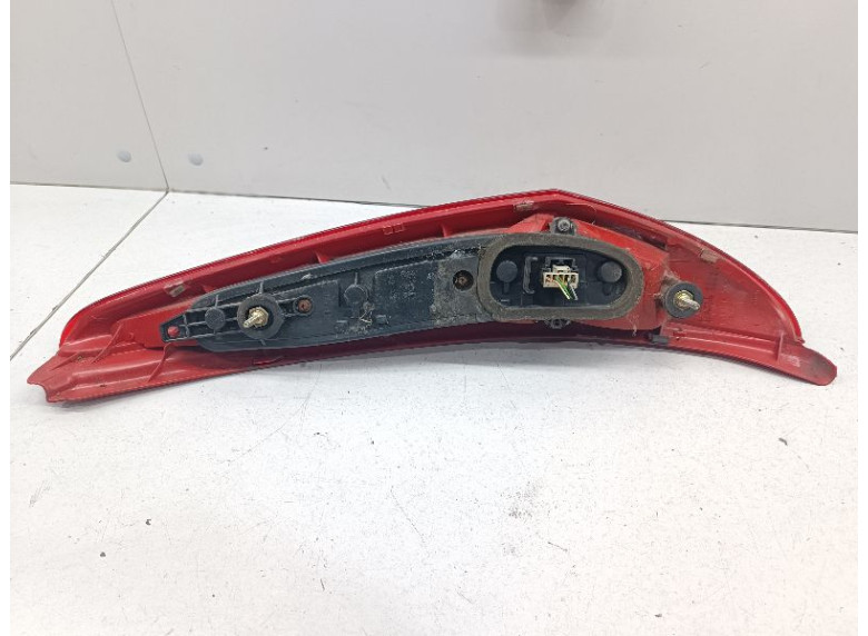 Фонарь задний левый к Fiat Punto, 2000г.