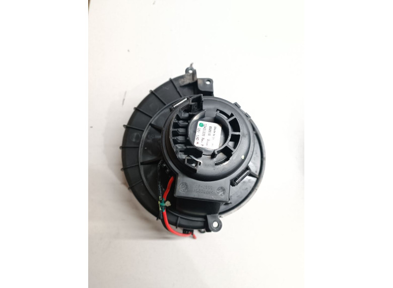 Моторчик печки к Opel Astra, 2005г.