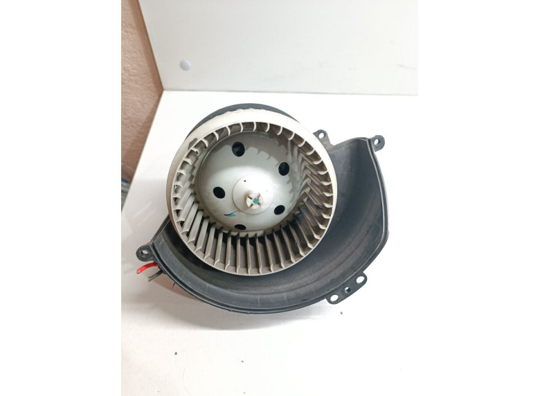 Моторчик печки к Opel Astra, 2005г.