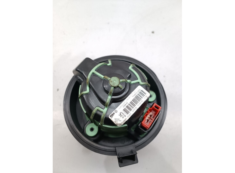 Моторчик печки к Citroen DS4, 2011г.