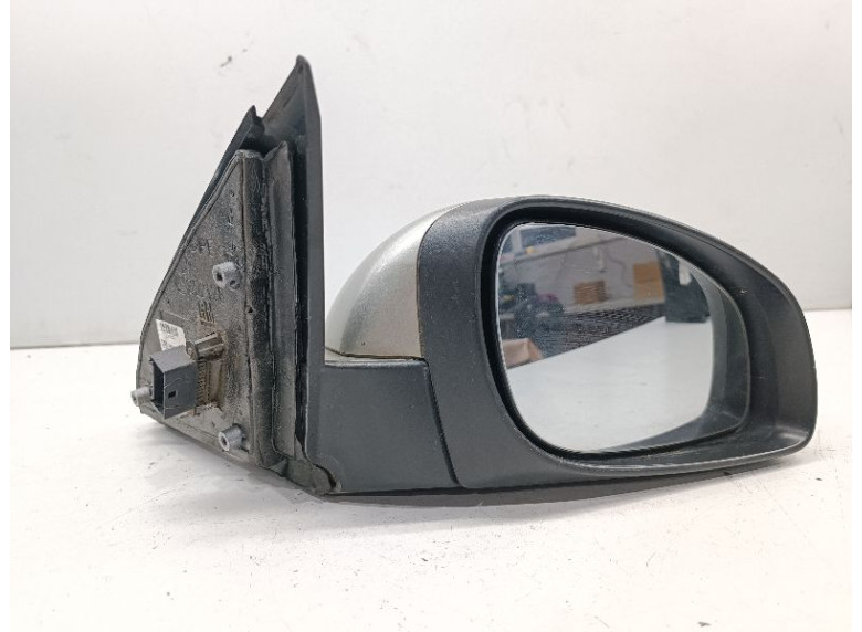 Зеркало наружное правое к Opel Vectra, 2004г.