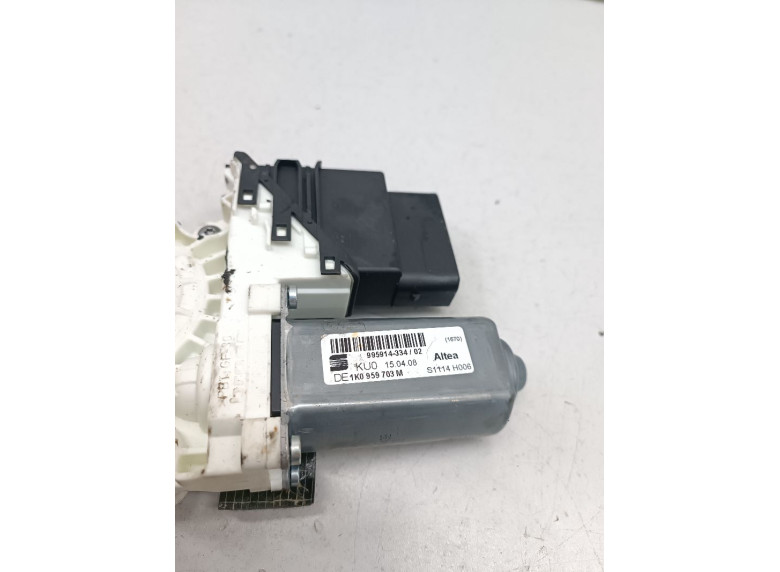 Стеклоподъемник электрический задний левый к Seat Altea, 2008г.