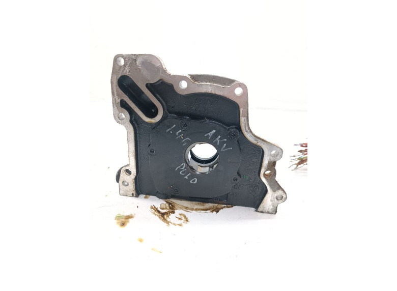 Крышка двигателя передняя к Volkswagen Polo, 1998г.