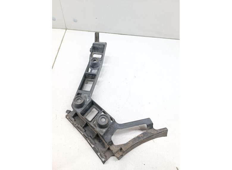 Кронштейн крепления бампера заднего к Volkswagen Golf, 2009г.