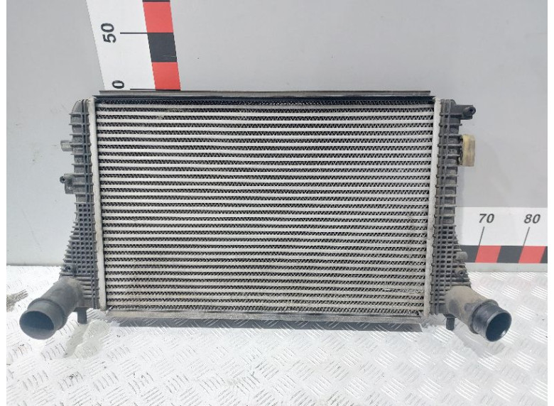 Интеркулер к Seat Leon, 2009г.