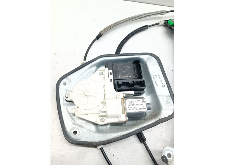 Стеклоподъемник электрический передний правый к Volkswagen Golf, 2006г.