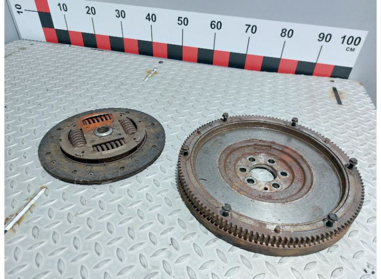 Комплект сцепления к Volkswagen Passat, 2006г.