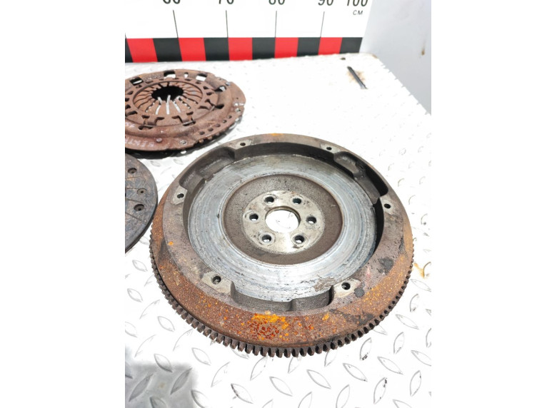 Комплект сцепления к Opel Vectra, 2003г.