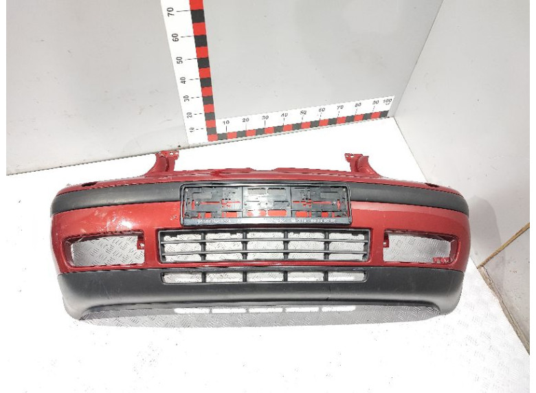 Бампер передний к Volkswagen Golf, 1999г.