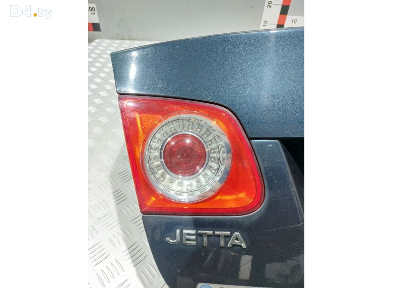 Фонарь крышки багажника левый к Volkswagen Jetta undefined г.