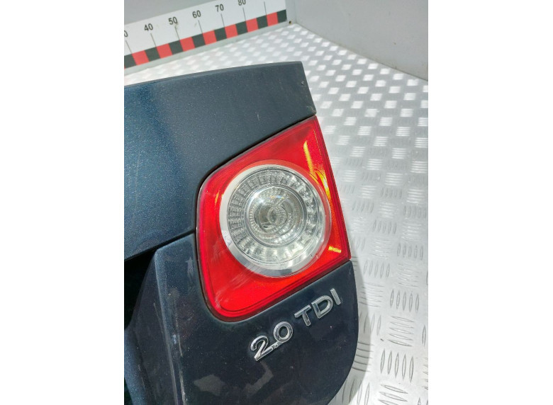 Фонарь крышки багажника правый к Volkswagen Jetta, 2009г.