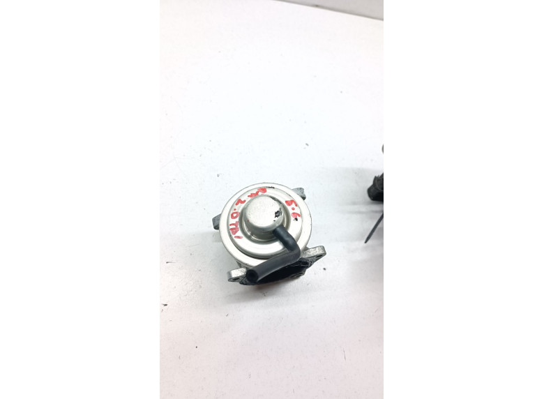 Клапан EGR к Volkswagen Passat, 2007г.