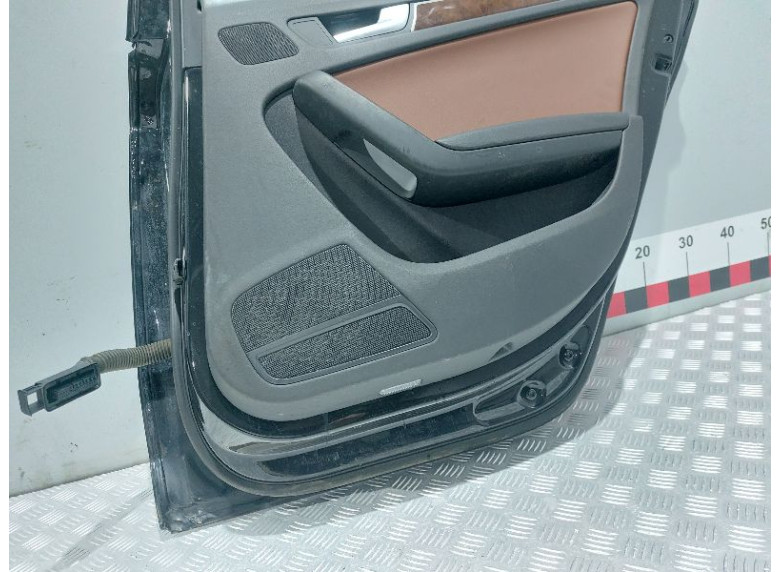 Дверь задняя правая к Audi A4, 2011г.
