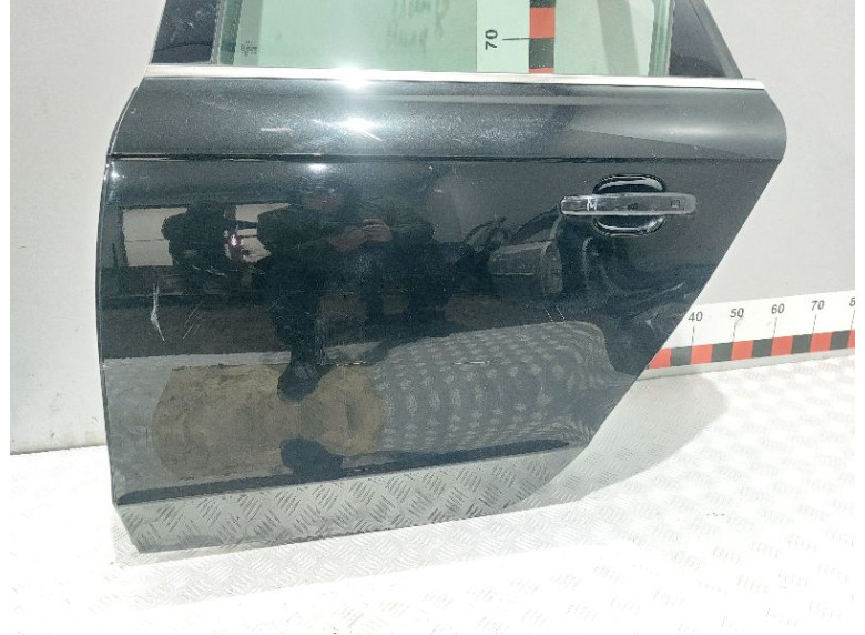 Дверь задняя левая к Audi A4, 2011г.