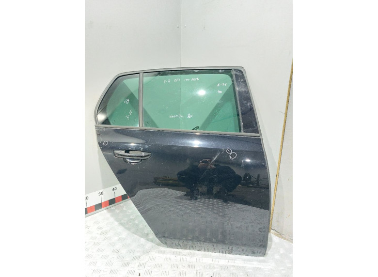 Ручка наружная задняя правая к Volkswagen Golf, 2010г.