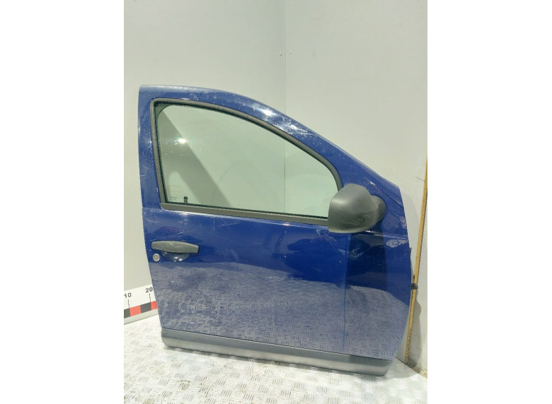 Стеклоподъемник передний правый к Dacia Sandero, 2009г.