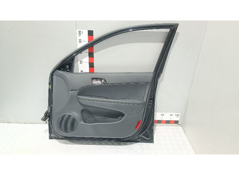 Дверь передняя правая к Hyundai i30, 2007г.