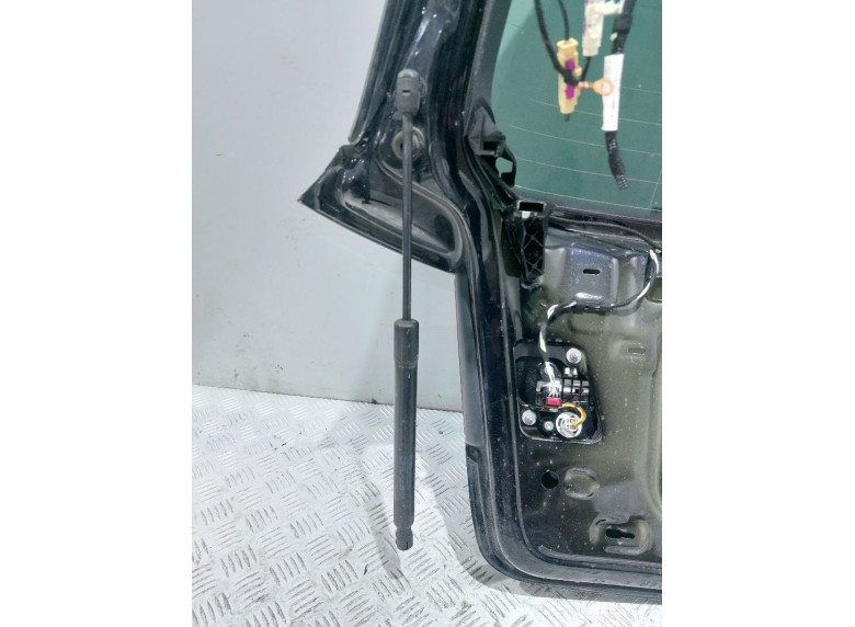 Амортизатор крышки багажника (3-5 двери) к Volkswagen Golf, 2010г.