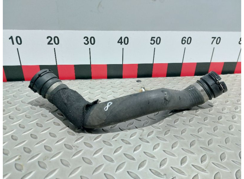 Патрубок радиатора к BMW 3 E46, 2002г.