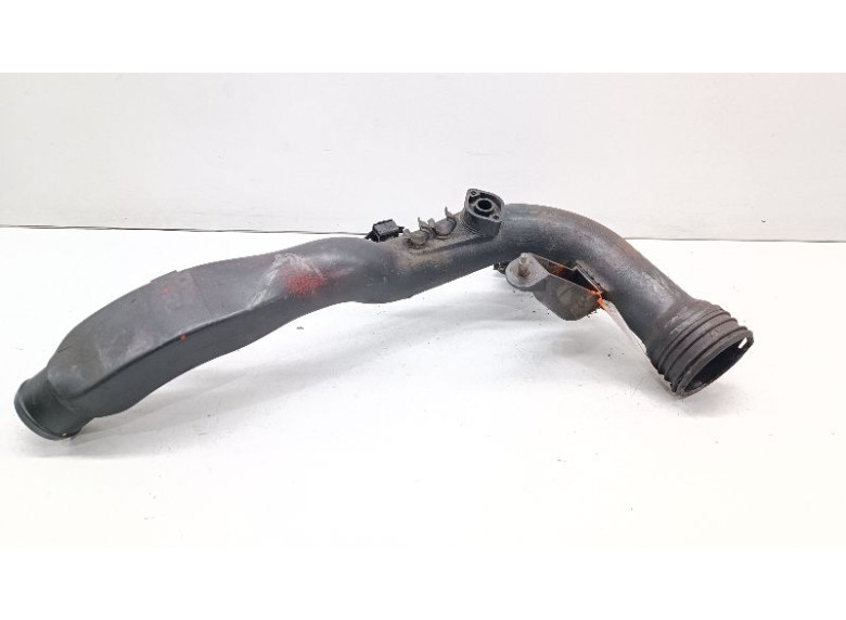 Патрубок интеркулера к Volkswagen Passat, 2002г.