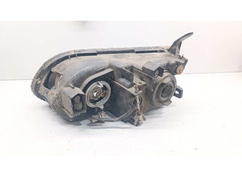 Фара правая к Фара правая к Mitsubishi L400 undefined г. L400
