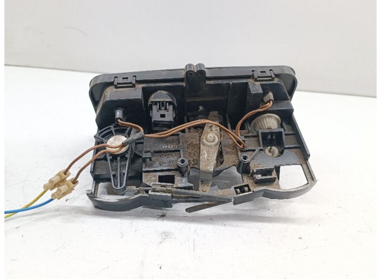 Блок управления печки/климат-контроля к Блок управления печки/климат-контроля к Mitsubishi L400 undefined г. L400