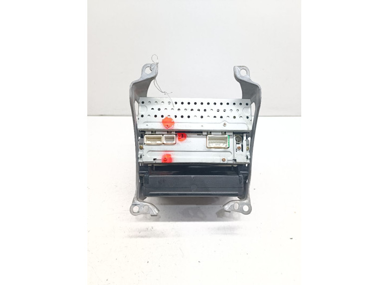 Магнитола к Toyota Prius, 2005г.