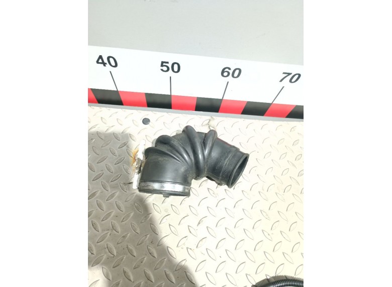 Патрубок интеркулера к Патрубок интеркулера к Audi A8 undefined г. A8