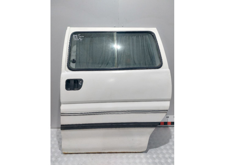 Дверь сдвижная левая к Mitsubishi L400, 1998г.