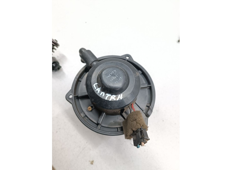 Моторчик печки к Hyundai Lantra