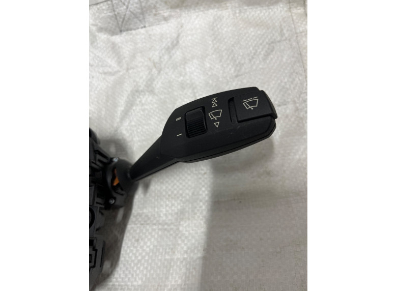 Переключатель подрулевой (стрекоза) к BMW 1 E87/E81/E82/E88, 2010г.