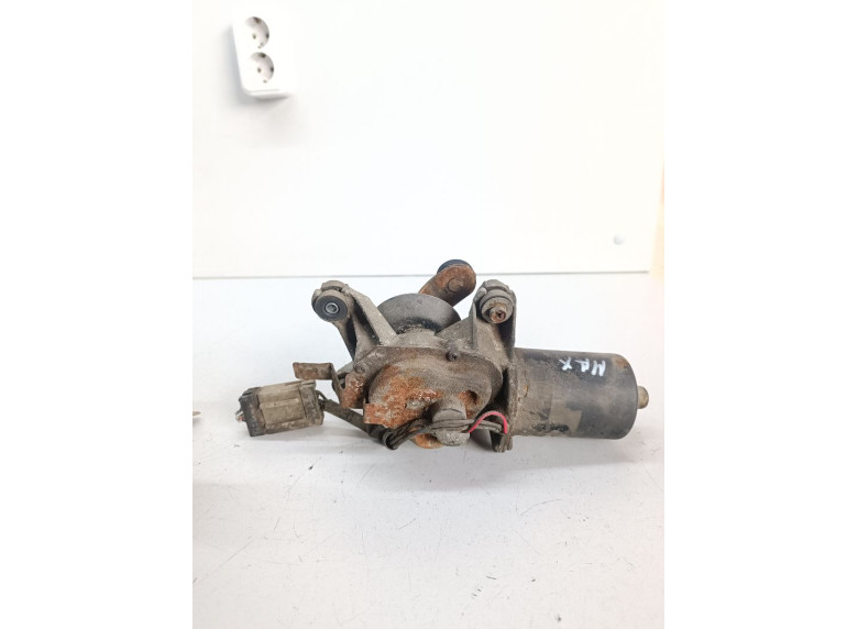 Моторчик передних стеклоочистителей (дворников) к Nissan Maxima