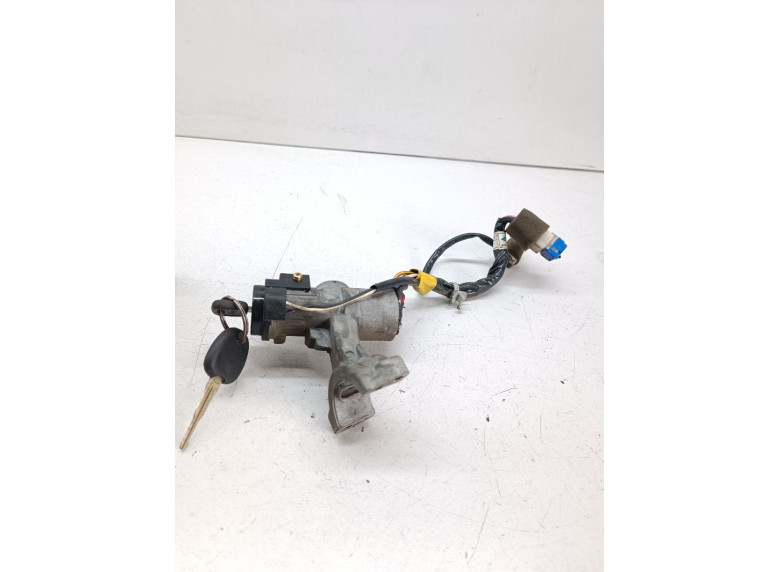 Замок зажигания к Замок зажигания к Hyundai Elantra undefined г. Elantra