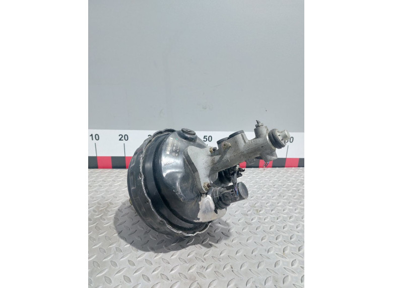 Вакуумный усилитель тормозов к Mercedes C W203, 2002г.