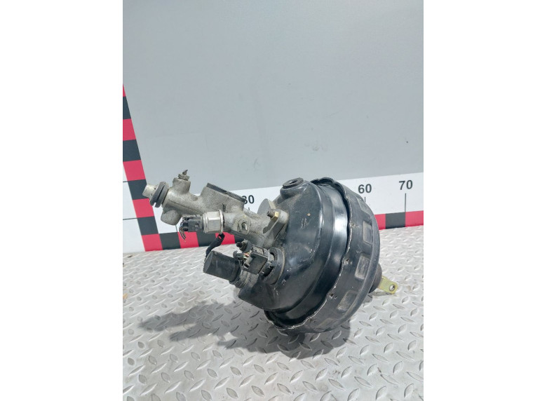 Вакуумный усилитель тормозов к Mercedes C W203, 2002г.