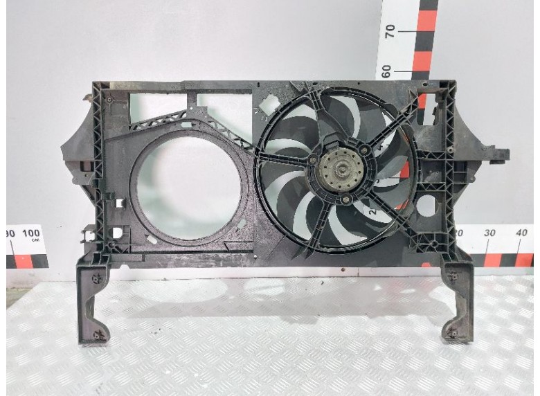 Диффузор вентилятора к Renault Master