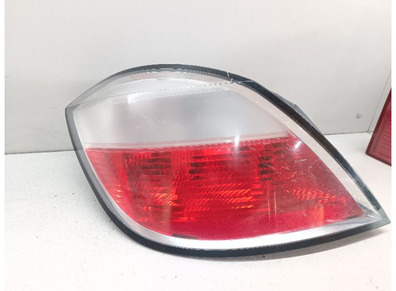 Фонарь задний левый к Opel Astra, 2007г.