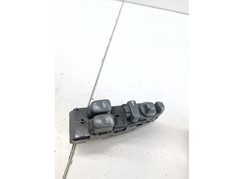 Блок управления стеклоподъемниками к Volvo V40