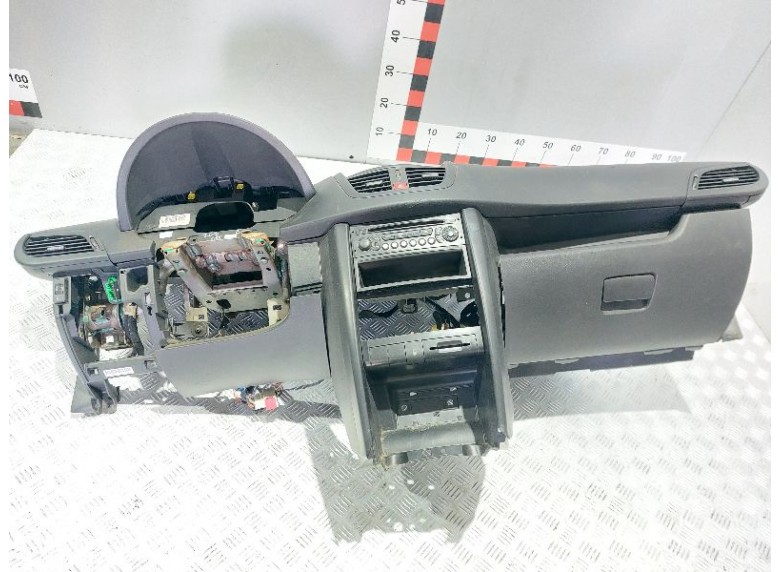 Панель передняя салона (торпедо) к Панель передняя салона (торпедо) к Peugeot 207 undefined г. 207